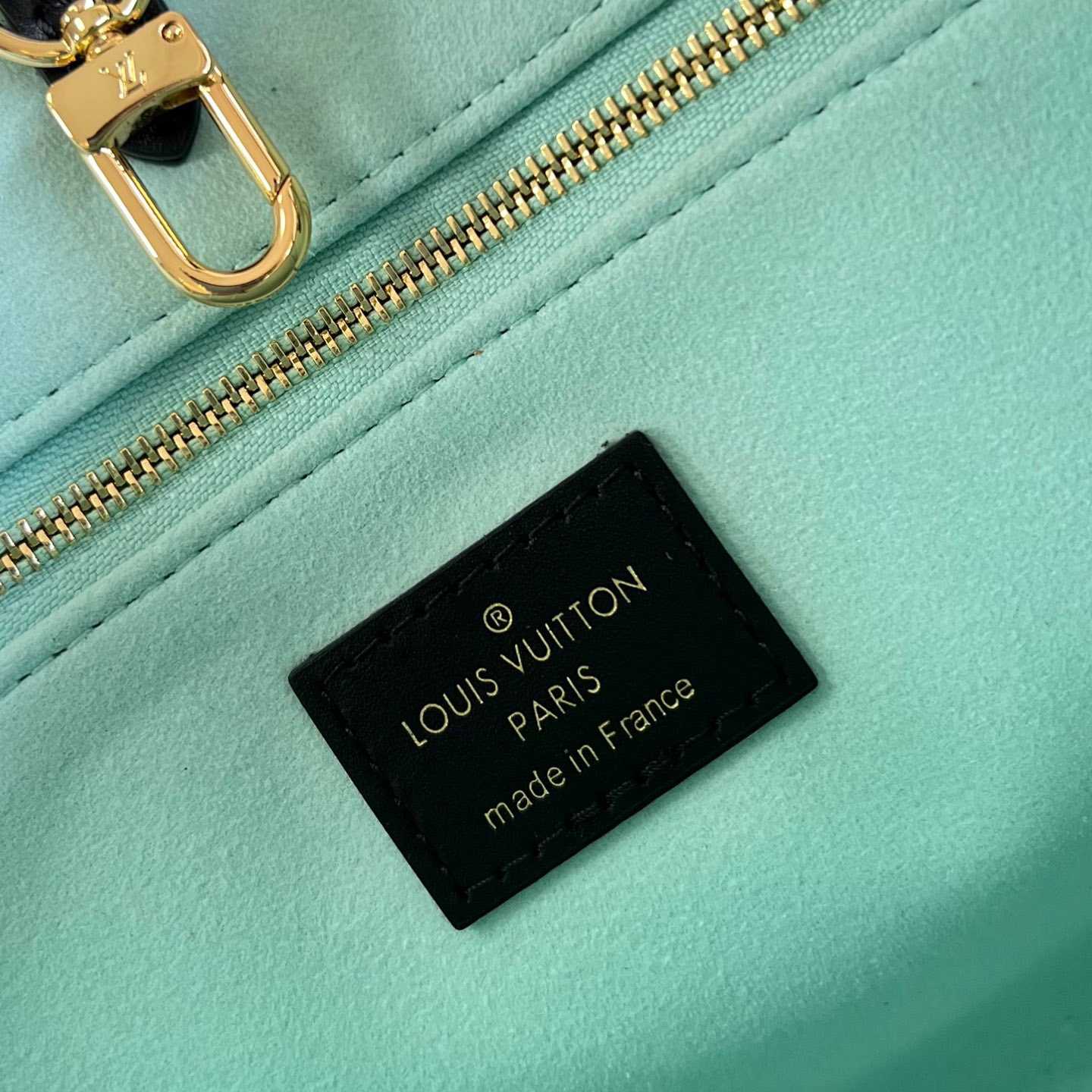 Louis Vuitton OnTheGo PM   M47199 - DopestKickz