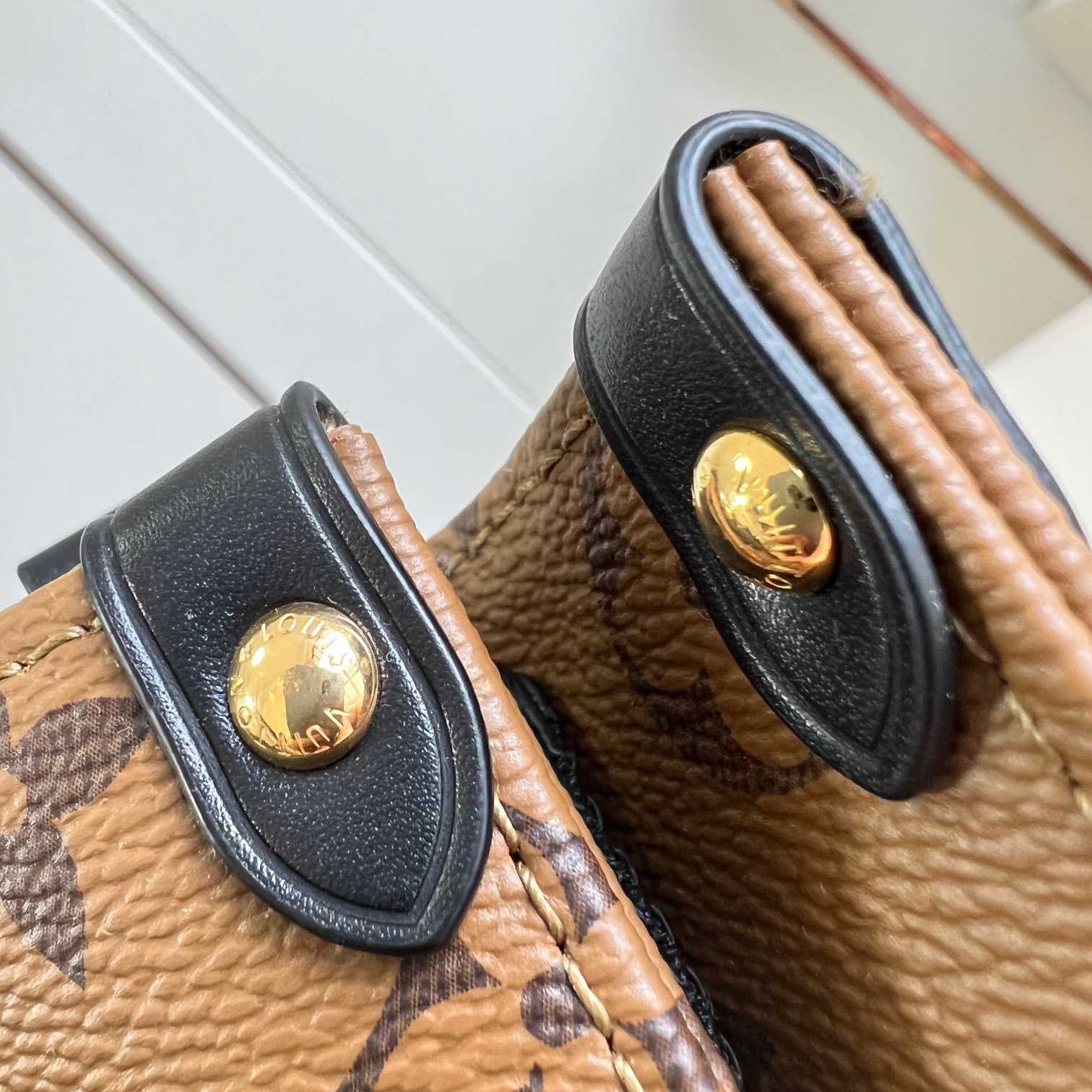 Louis Vuitton OnTheGo PM   M47199 - DopestKickz