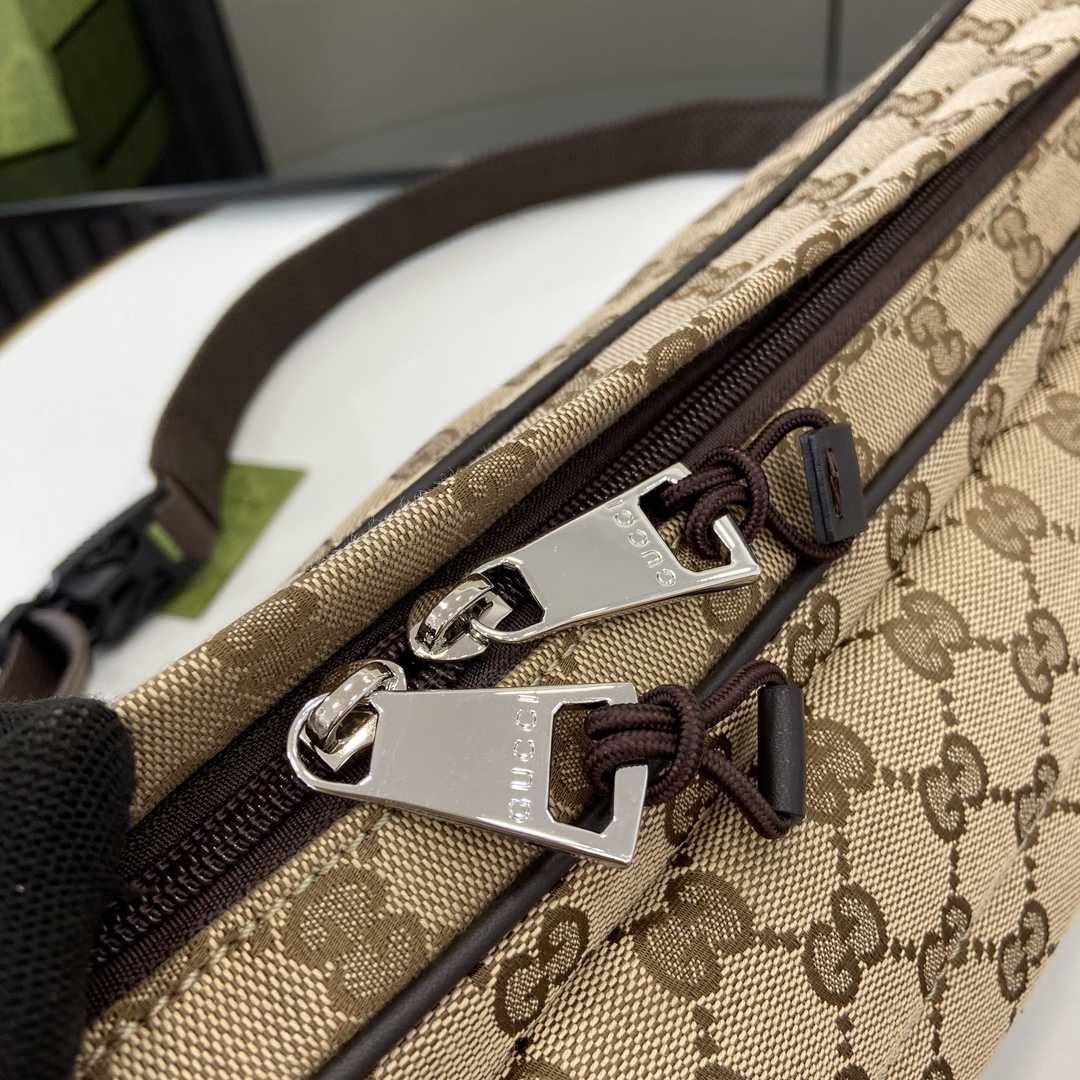 Gucci Small GG Crossbody Bag - DopestKickz