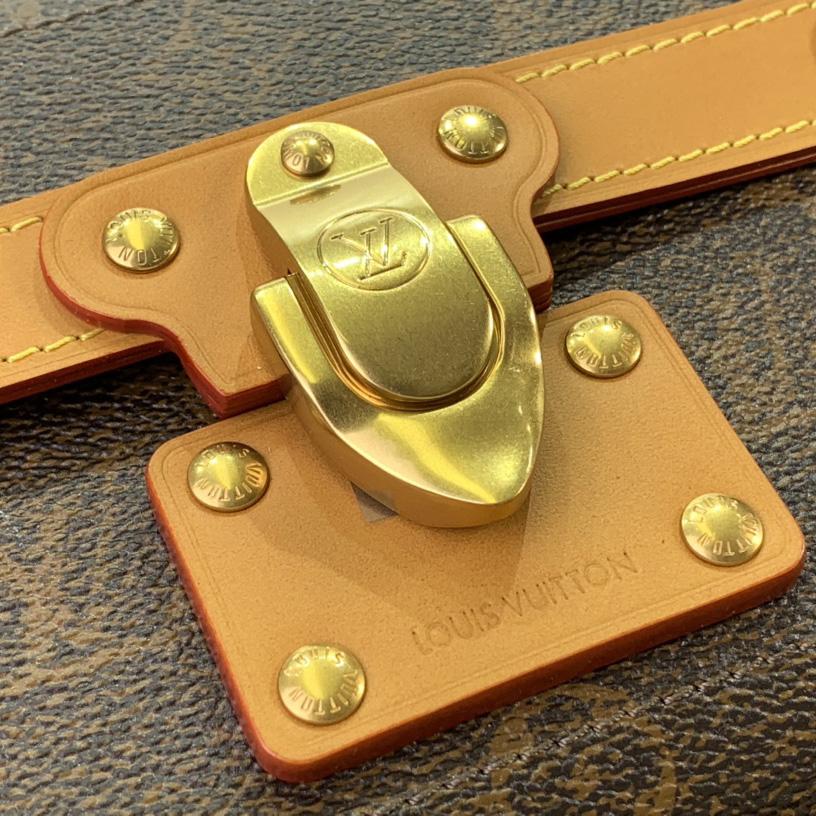 Louis Vuitton Soul Trunk   M11535 - DopestKickz