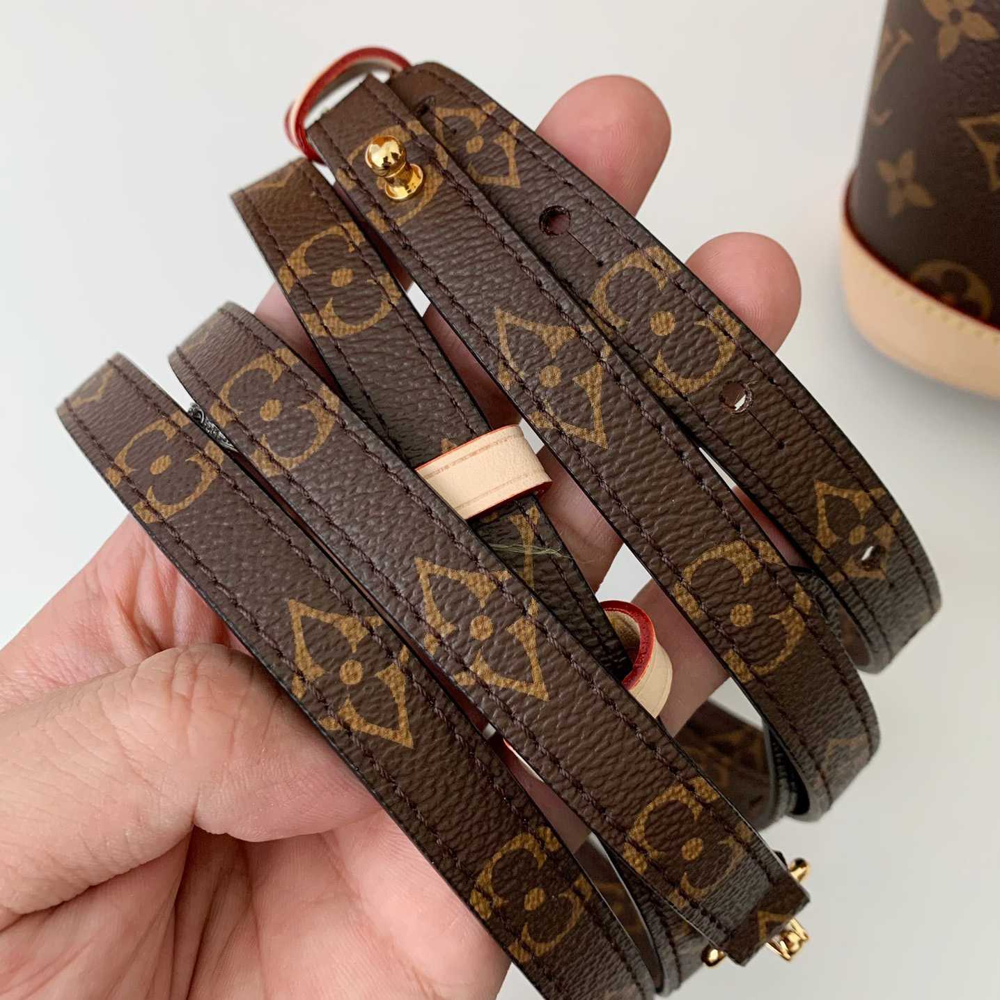 Louis Vuitton Montsouris Mini   M11199 - DopestKickz