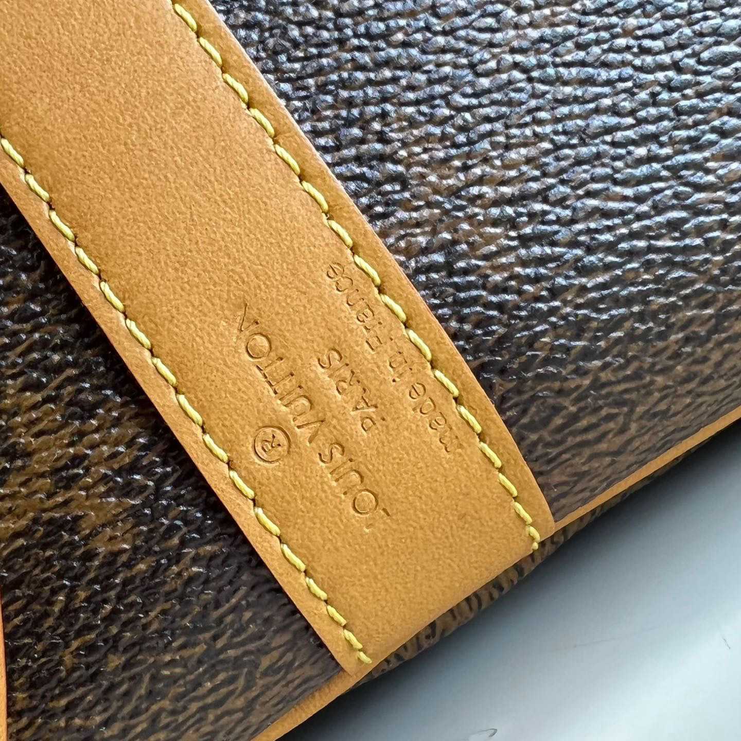 Louis Vuitton Keepall Bandoulière 50   M11541 - DopestKickz