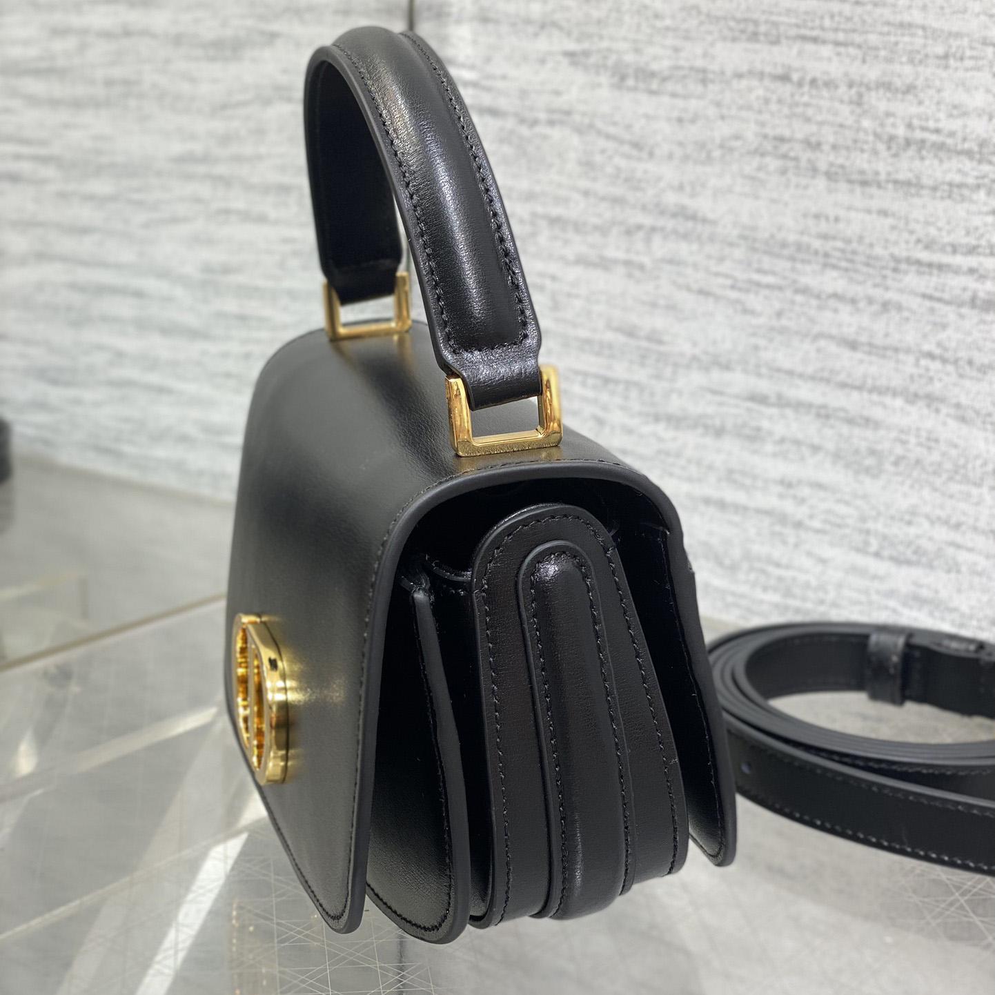 Dior Small 30 Montaigne Avenue Top Handle Bag - DopestKickz