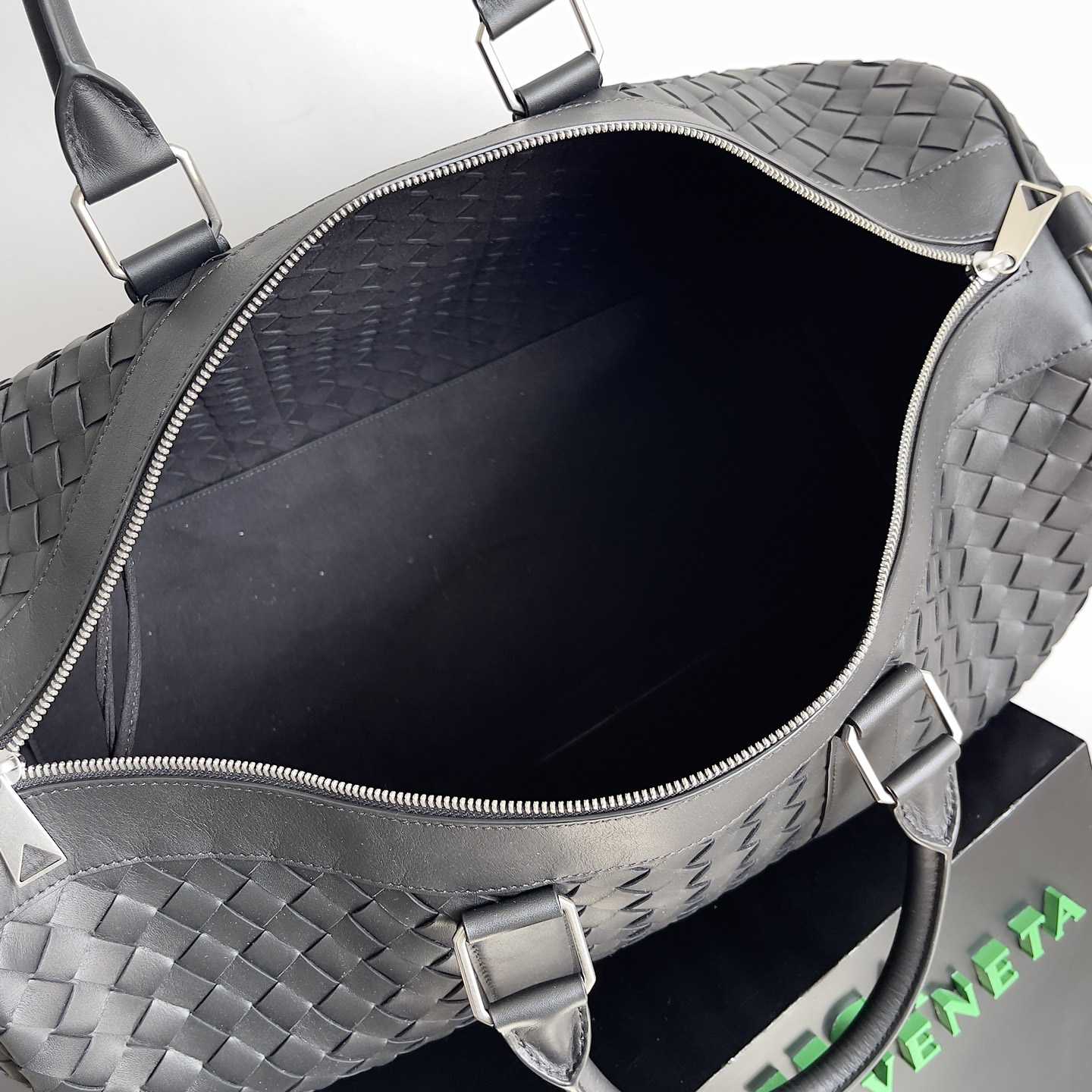 Bottega Veneta Large Intrecciato Duffle （50*27*24cm） - DopestKickz