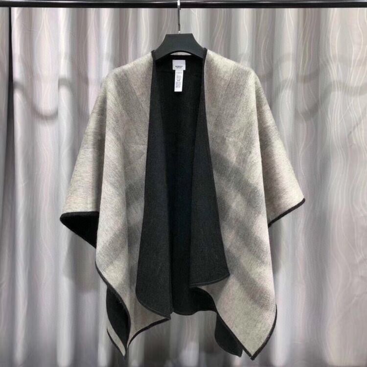 Burberry Charlotte Reversible Wool Felt Cape    140*140cm - DopestKickz