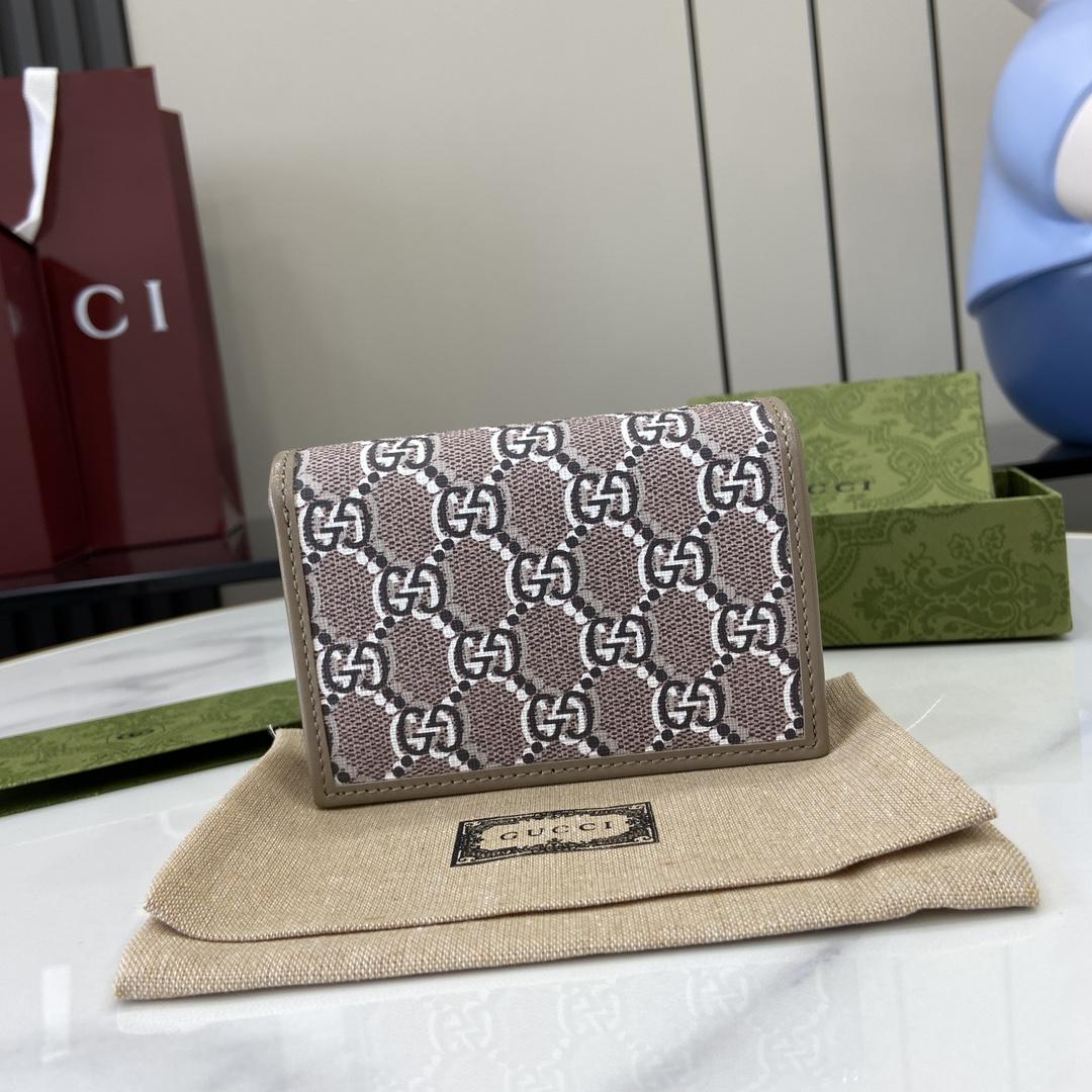 Gucci Medium Wallet With GG Shadow - DopestKickz