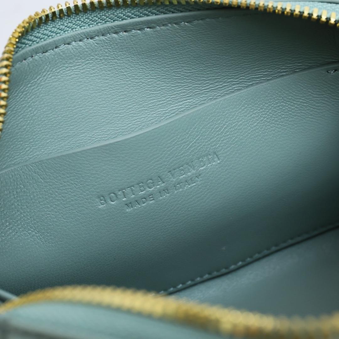 Bottega Veneta Intrecciato Concert Pouch   - DopestKickz