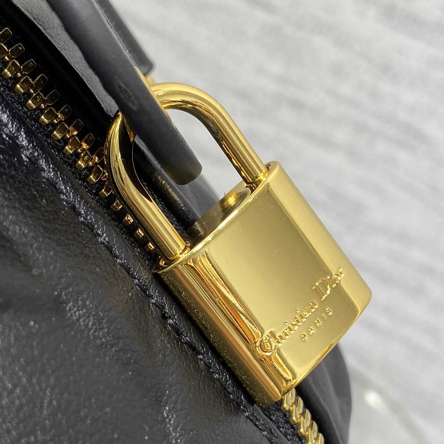 Dior Groove 25 Bag - DopestKickz