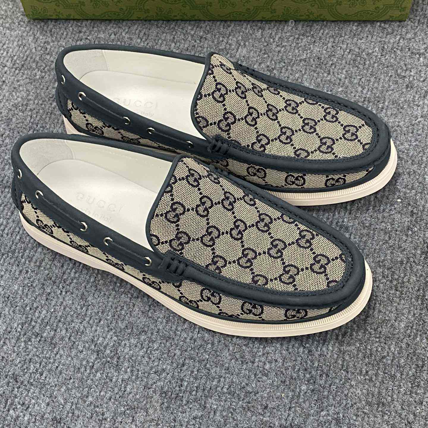 Gucci Men's Original GG Loafer - DopestKickz