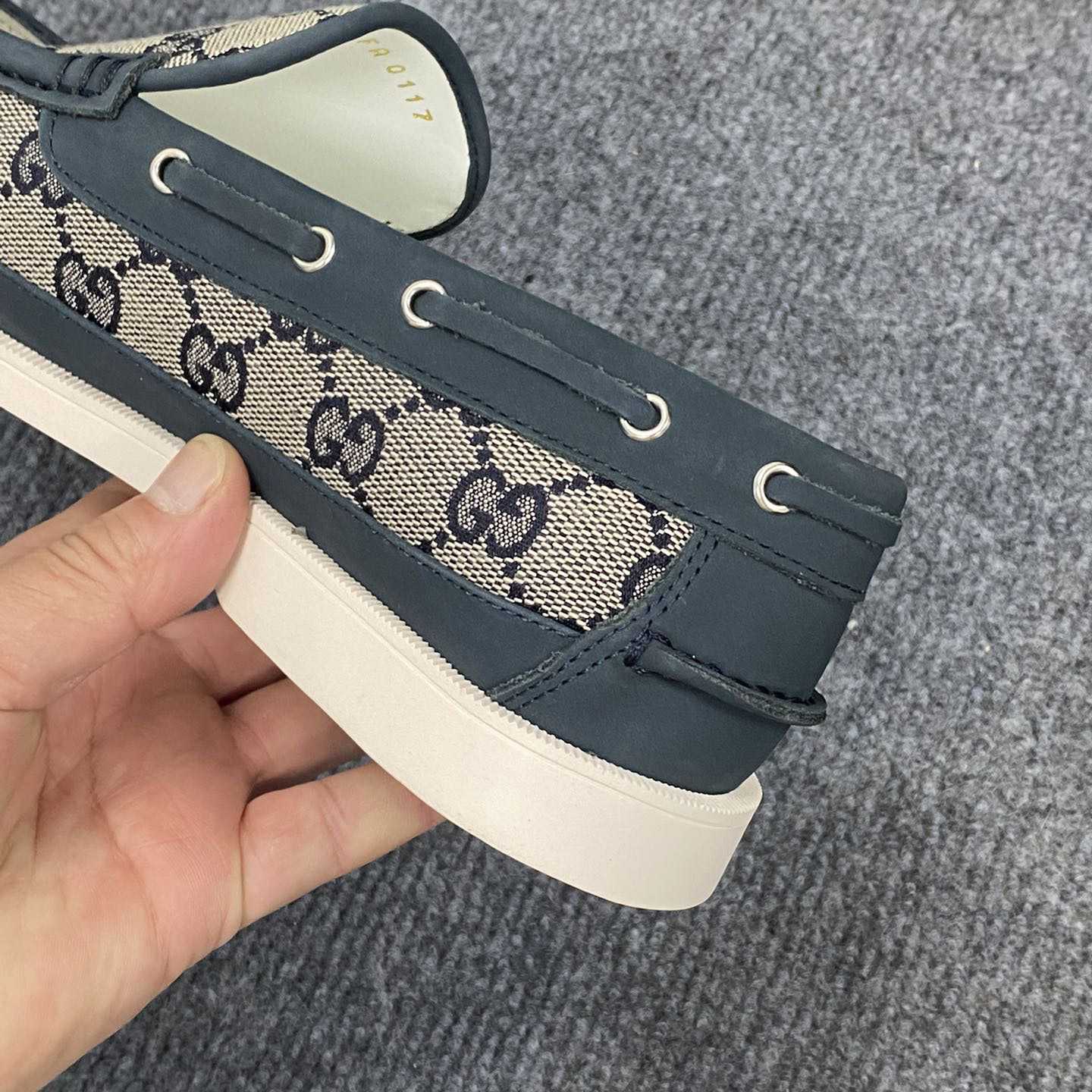 Gucci Men's Original GG Loafer - DopestKickz