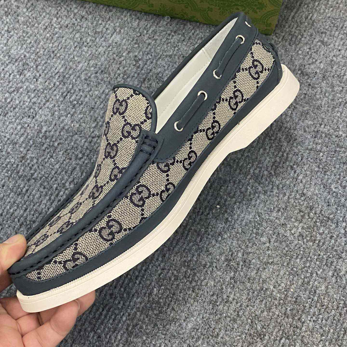 Gucci Men's Original GG Loafer - DopestKickz