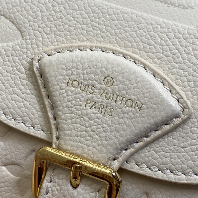 Louis Vuitton Backup   M47106 - DopestKickz