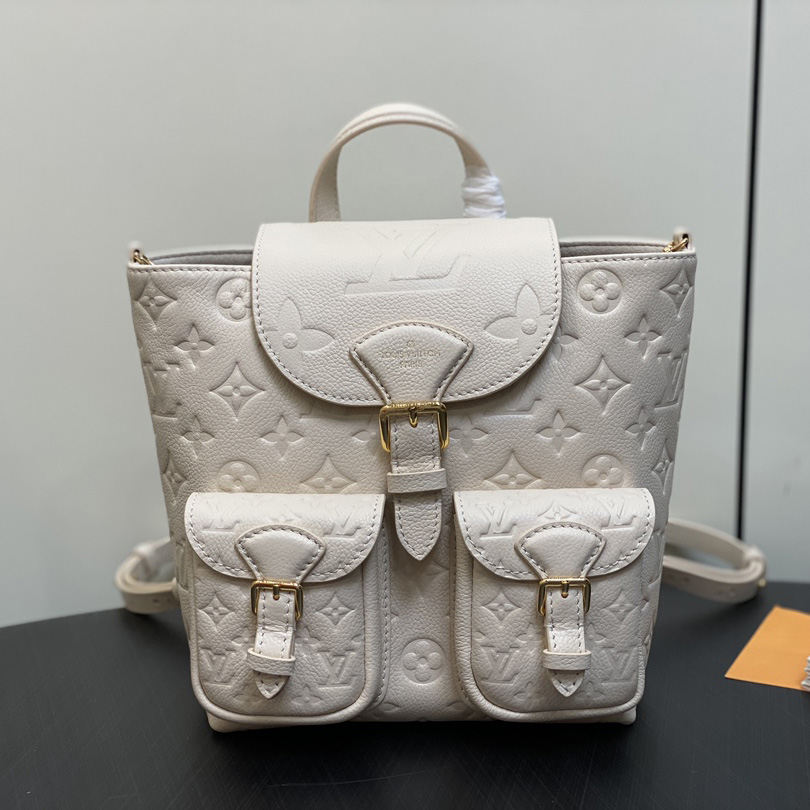 Louis Vuitton Backup   M47106 - DopestKickz