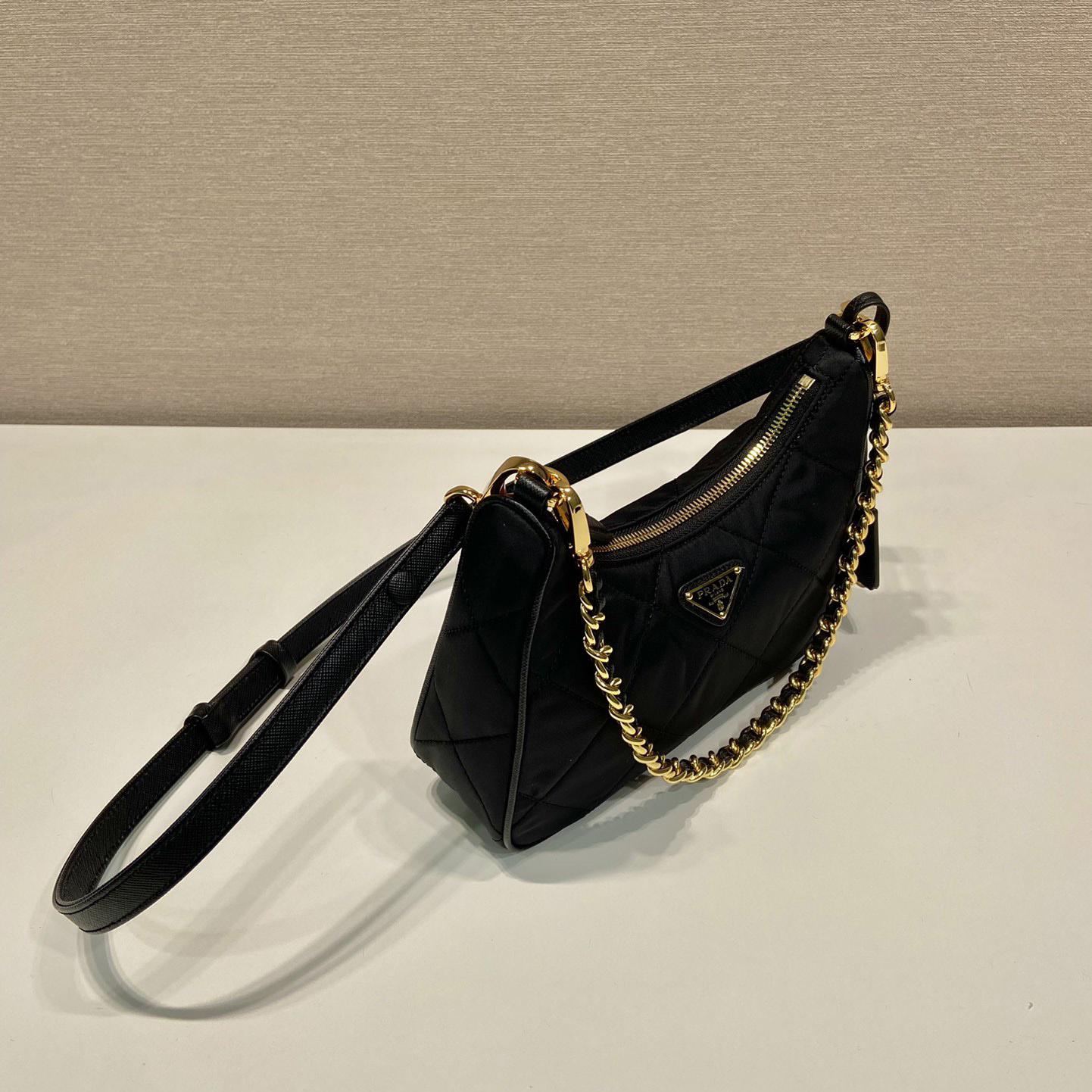 Prada Re-Edition 1995 Chaîne Re-Nylon Mini-bag - DopestKickz