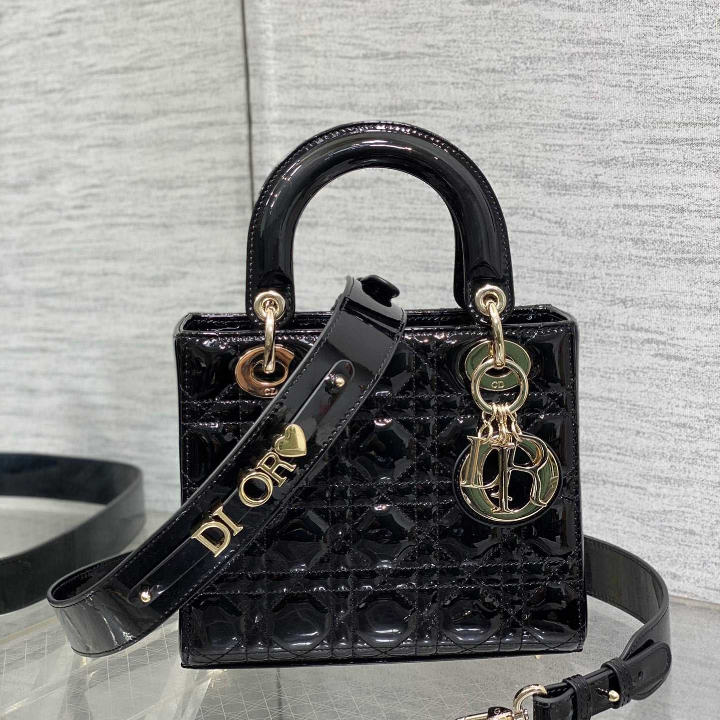 Dior  Lady Dior Bag  20m - DopestKickz