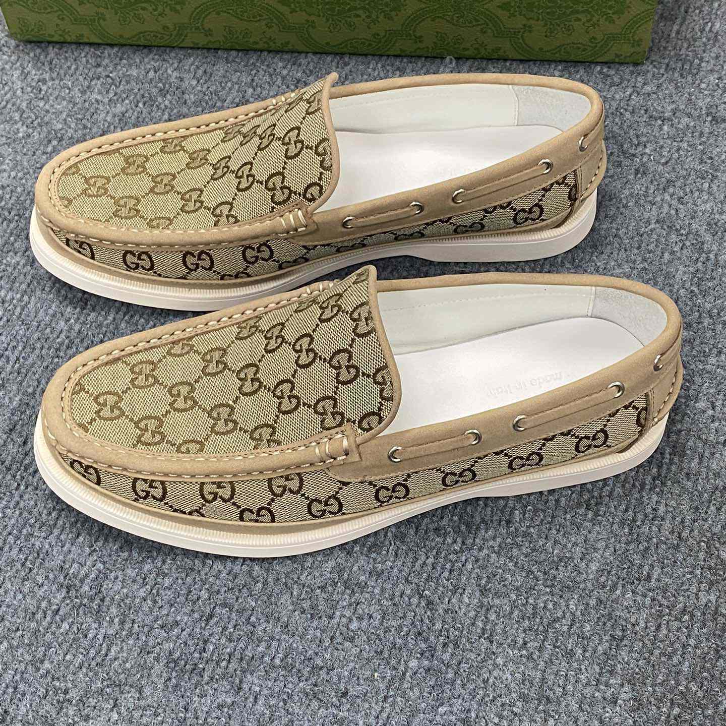 Gucci Men's Original GG Loafer - DopestKickz