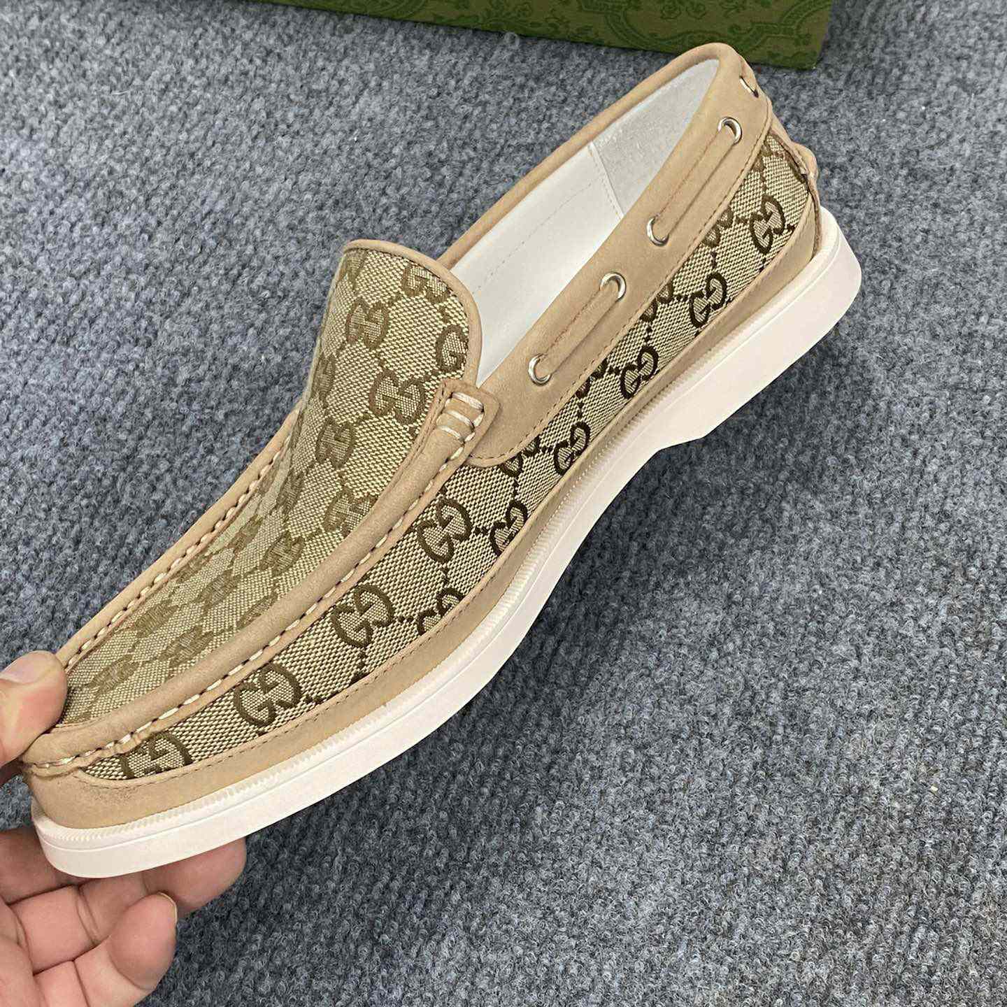 Gucci Men's Original GG Loafer - DopestKickz