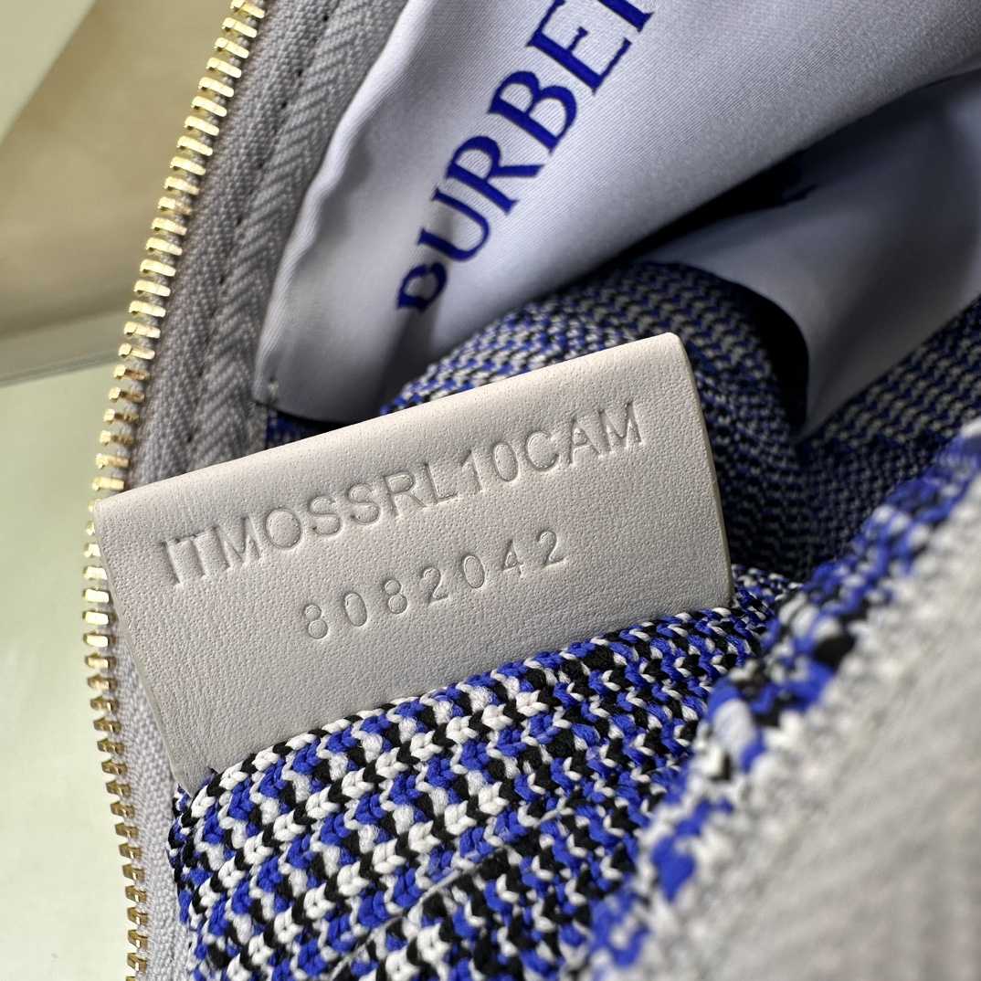 Burberry Micro Peg Chain Bag (21.5 x 10.5 x 23cm) - DopestKickz