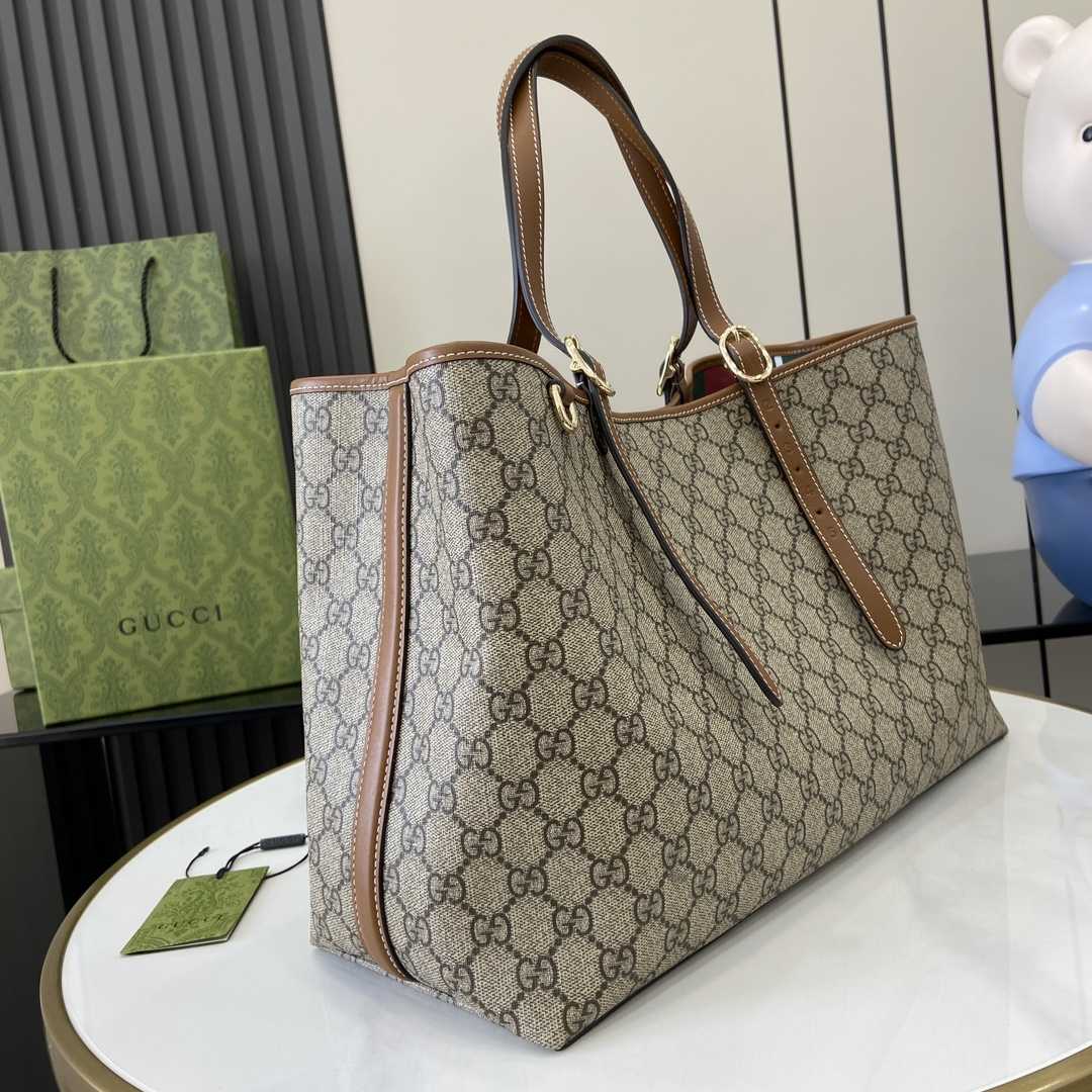 Gucci GG Emblem Medium Tote Bag - DopestKickz