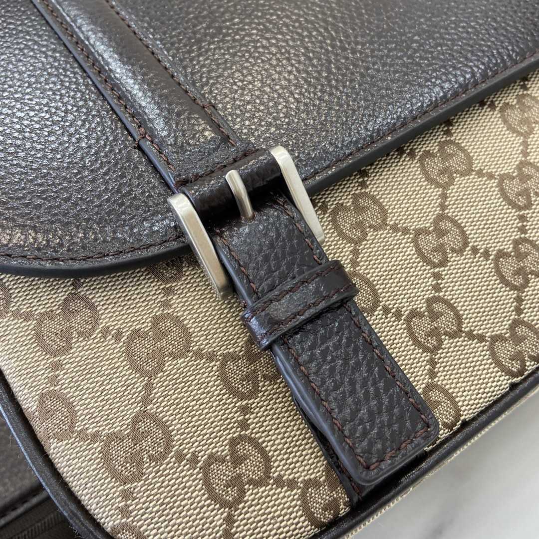 Gucci GG Crossbody Bag - DopestKickz