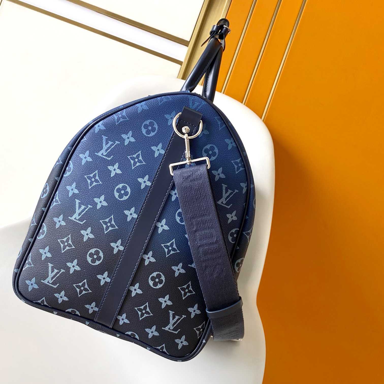 Louis Vuitton Keepall Bandoulière 55   M11558 - DopestKickz