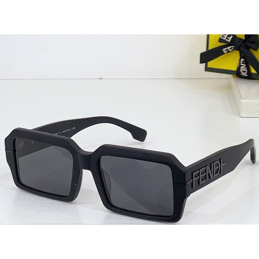 Fendi Sunglasses - DopestKickz