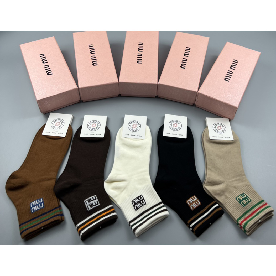 Miu Miu Socks /Box - DopestKickz
