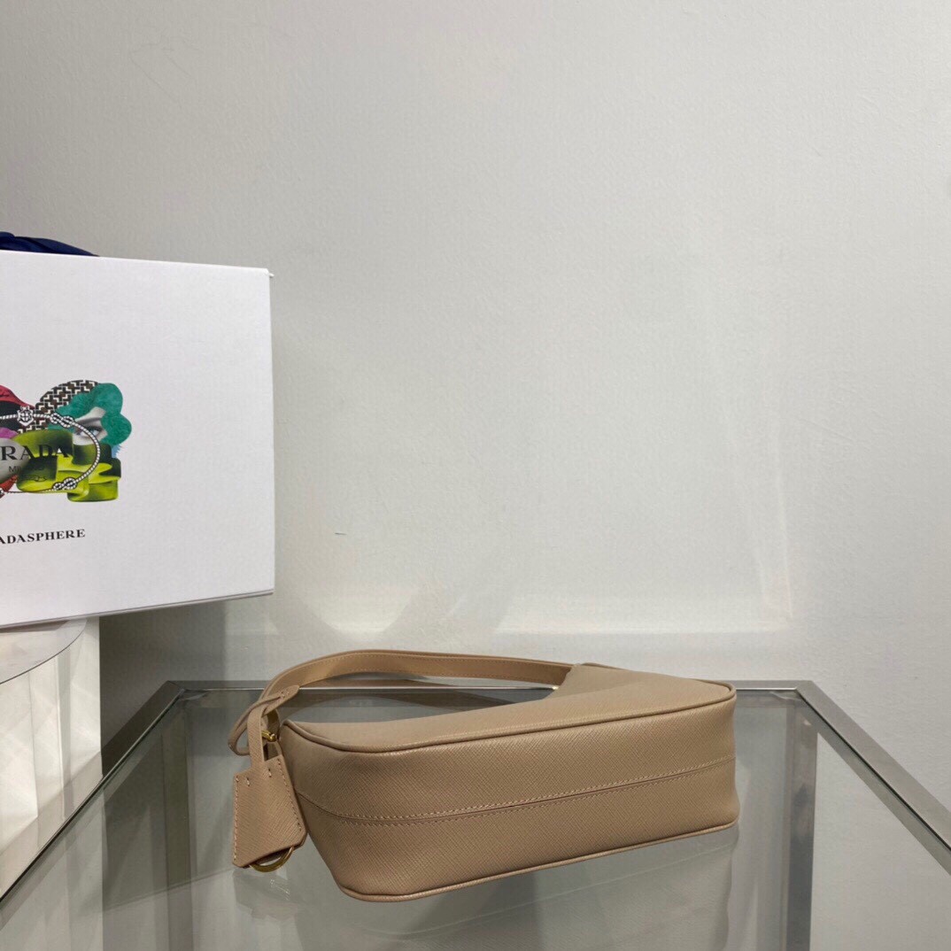 Prada Re-Edition 2005 Saffiano Leather Bag （ 22×18×6cm） - DopestKickz