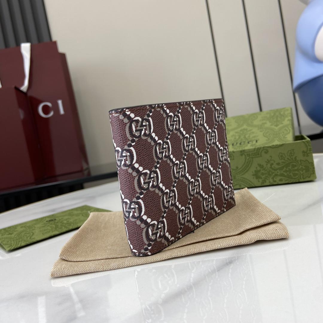 Gucci Bi-fold Wallet With GG Shadow - DopestKickz