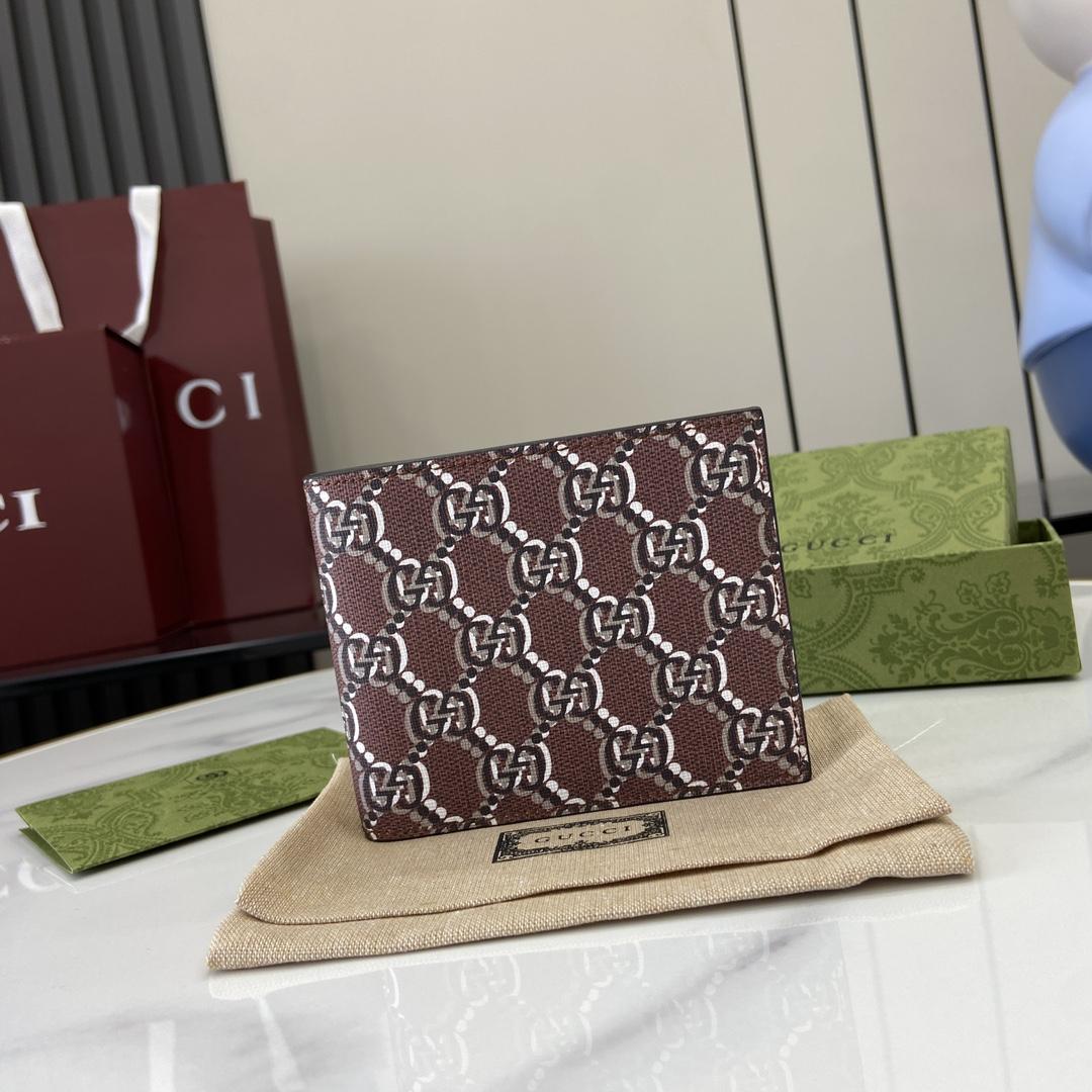 Gucci Bi-fold Wallet With GG Shadow - DopestKickz