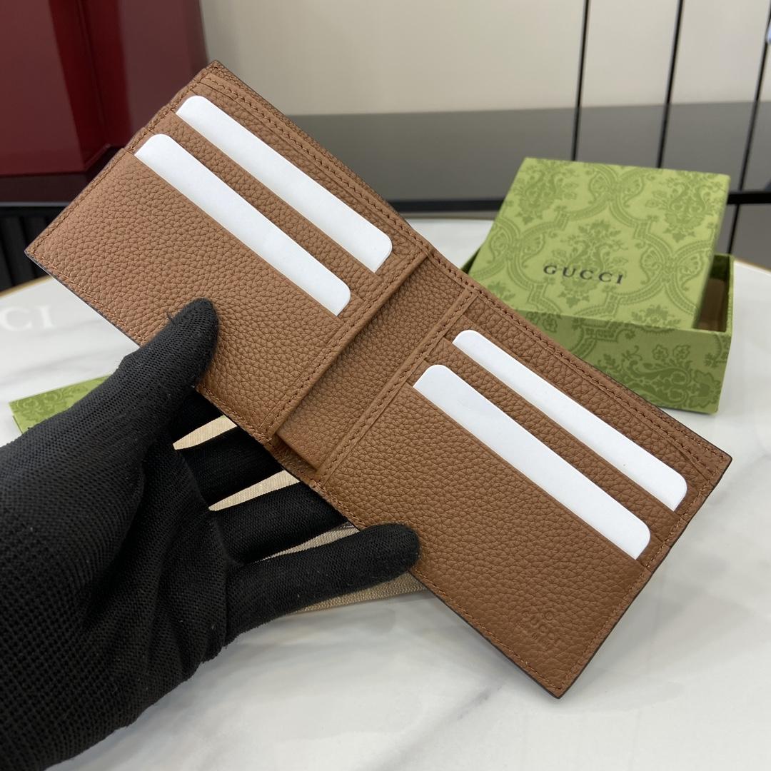 Gucci Bi-fold Wallet With GG Shadow - DopestKickz