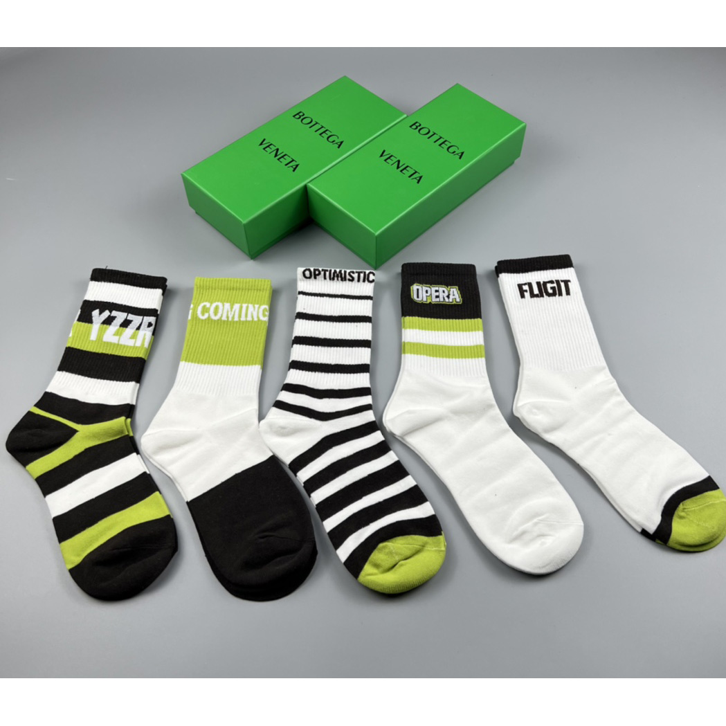 Bottega Veneta Socks/Box - DopestKickz