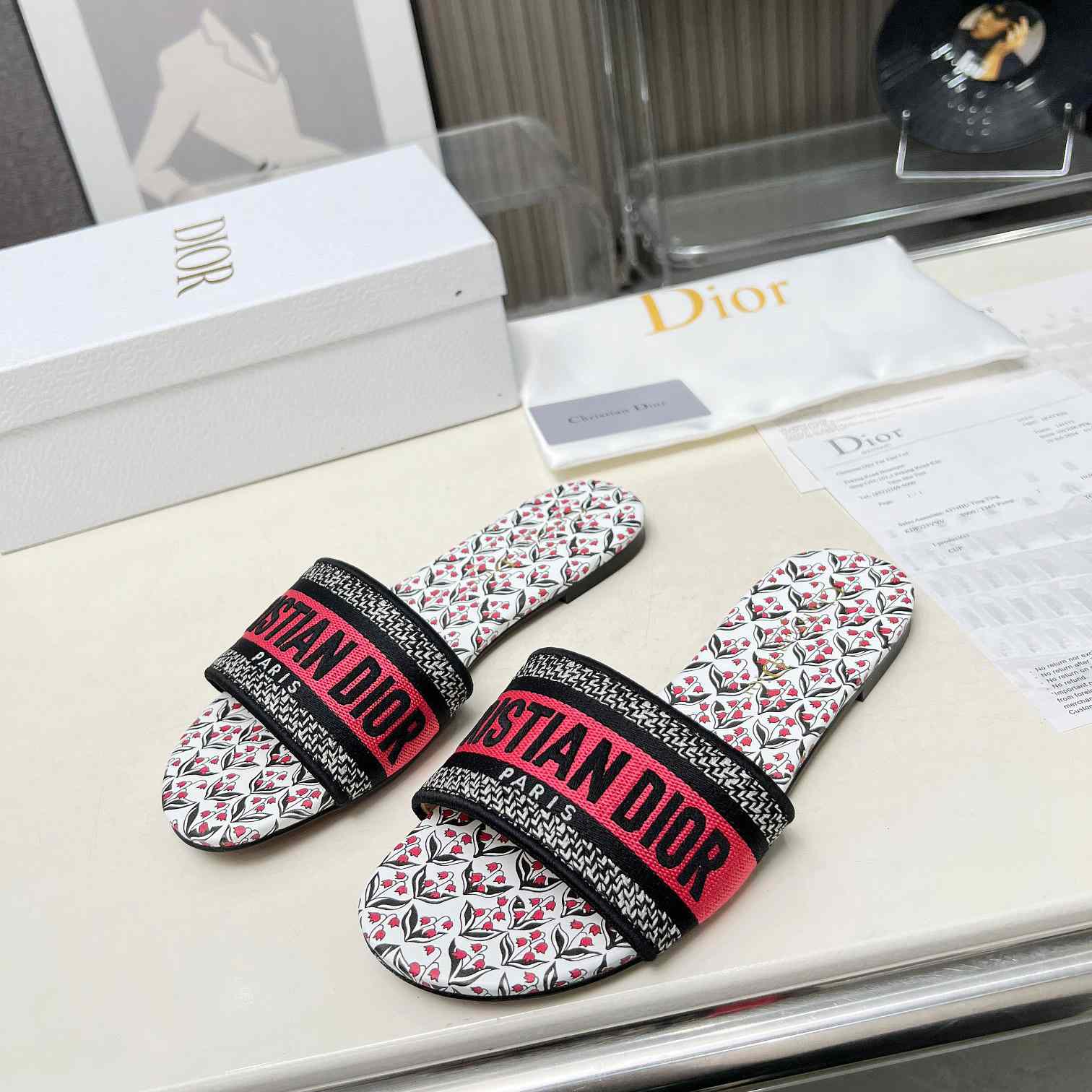 Dior Dioramour Dway Slide - DopestKickz