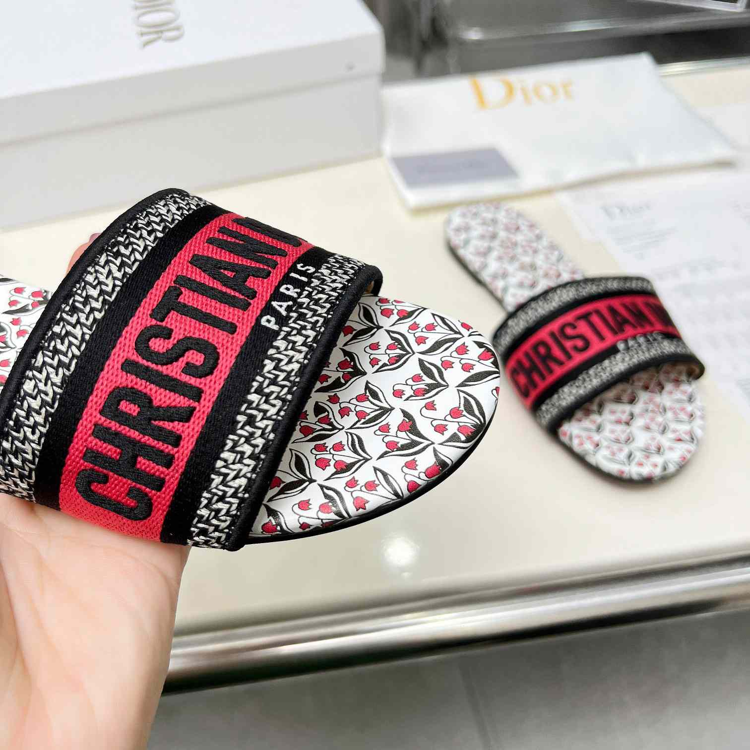 Dior Dioramour Dway Slide - DopestKickz