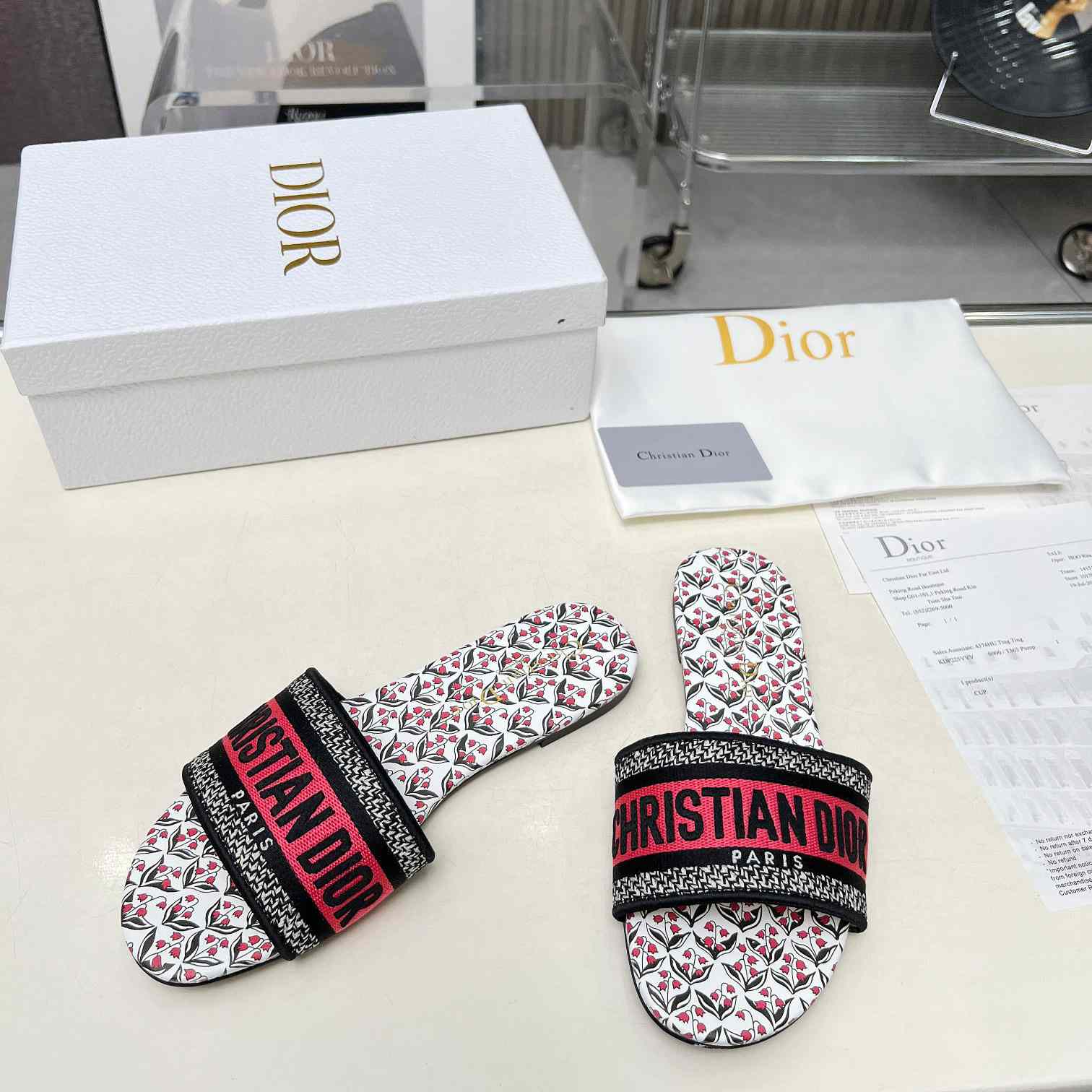 Dior Dioramour Dway Slide - DopestKickz