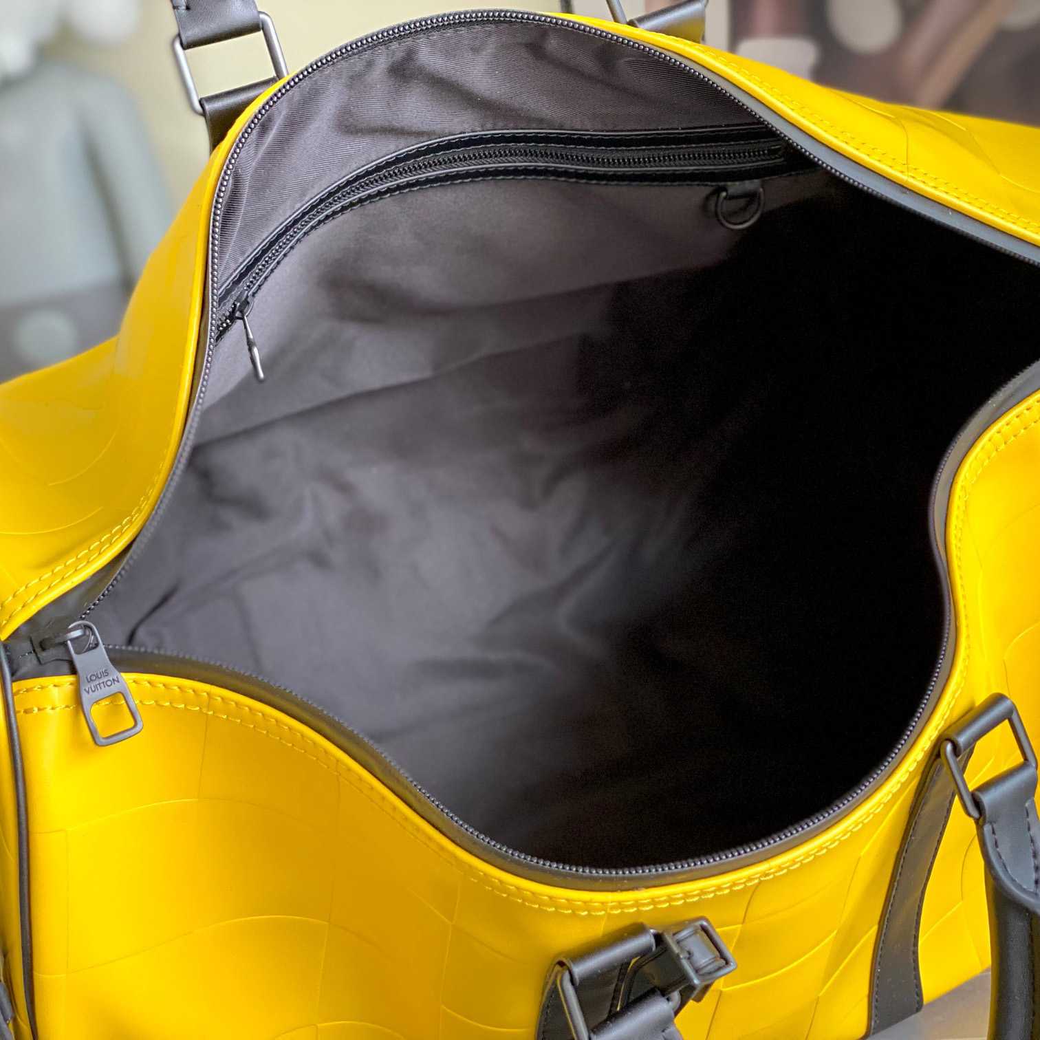 Louis Vuitton Keepall Bandoulière 50   M25019 - DopestKickz