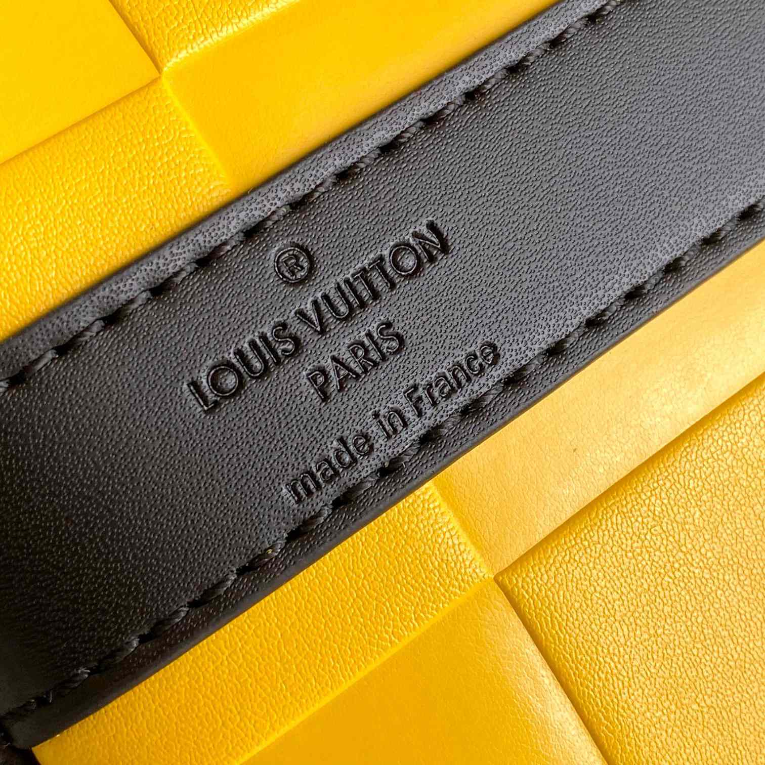 Louis Vuitton Keepall Bandoulière 50   M25019 - DopestKickz