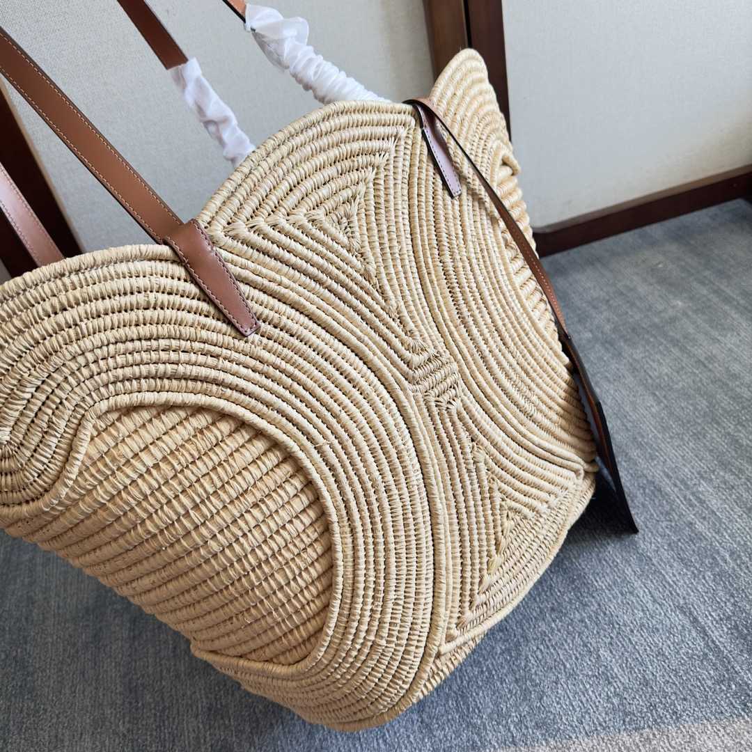 Celine Classic Panier Medium Braided Triomphe In Raffia And Calfskin - DopestKickz