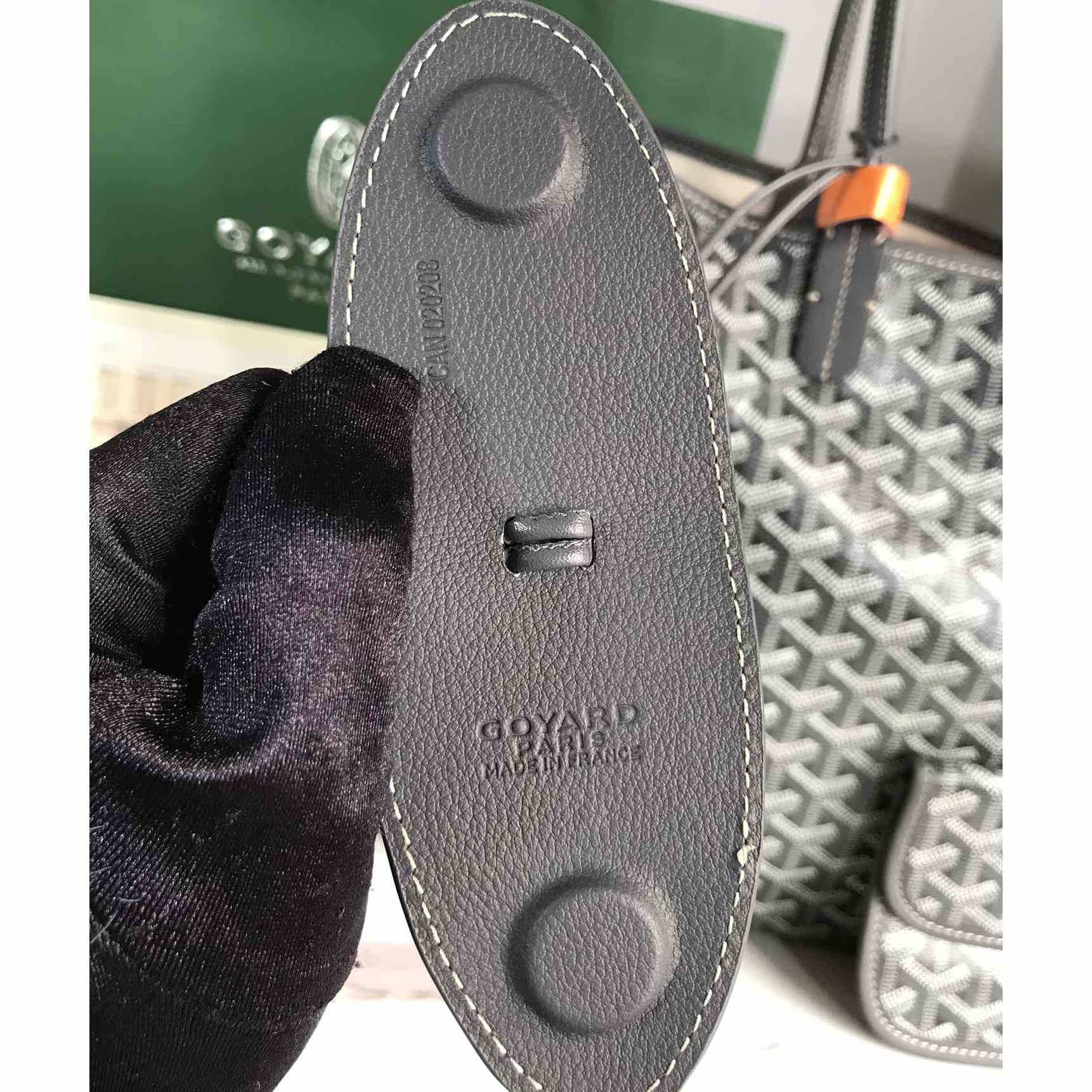 Goyard Artois PM Bag - DopestKickz