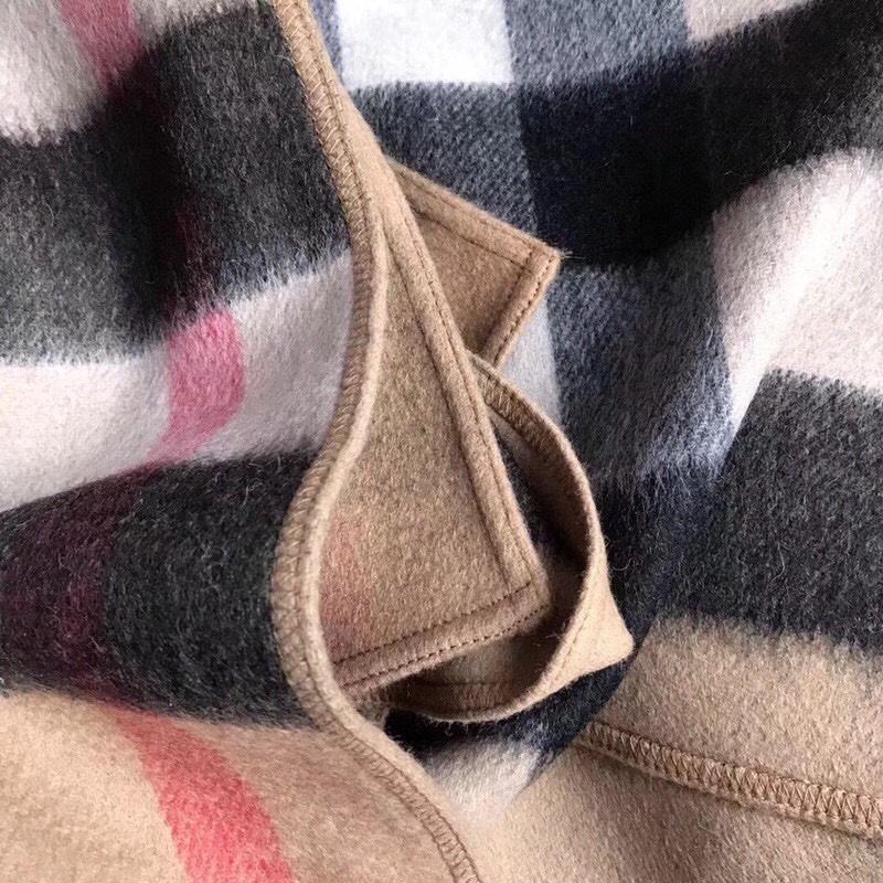 Burberry Charlotte Reversible Wool Felt Cape    140*140cm - DopestKickz