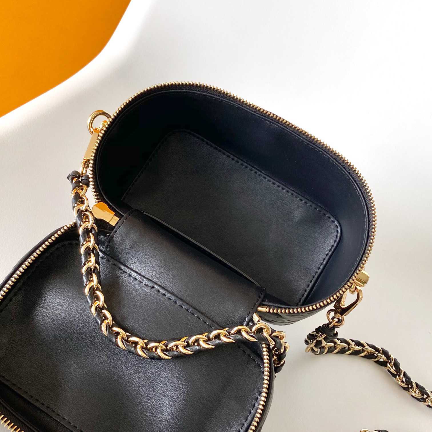 Louis Vuitton Vanity PM   M25123 - DopestKickz