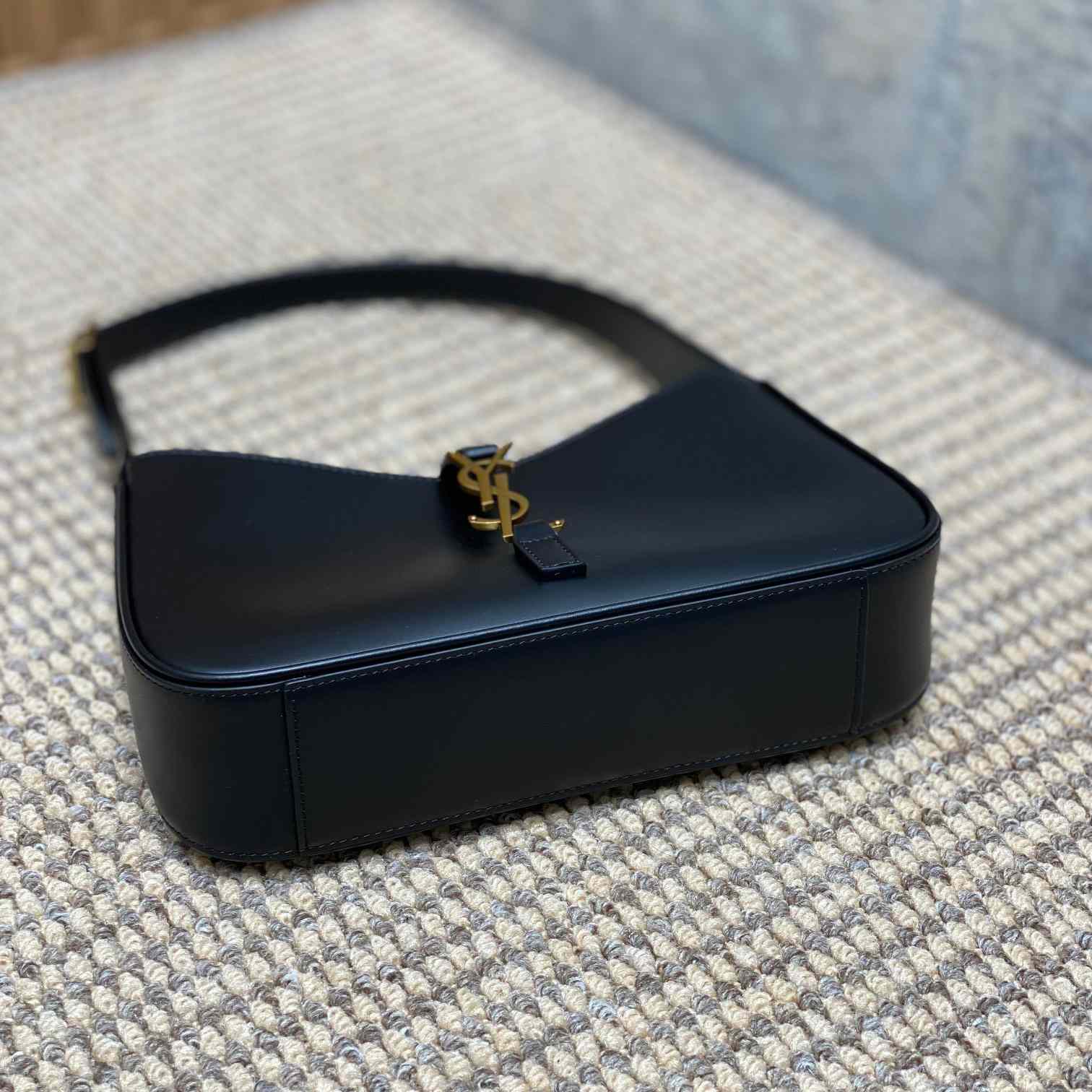 Saint Laurent Le 5 À 7 In Smooth Leather - DopestKickz