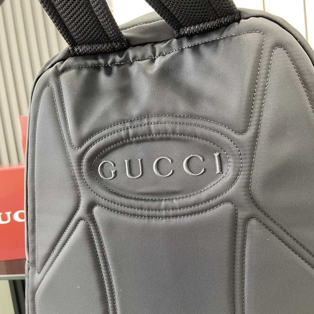 Gucci Medium Backpack With Gucci Logo - DopestKickz