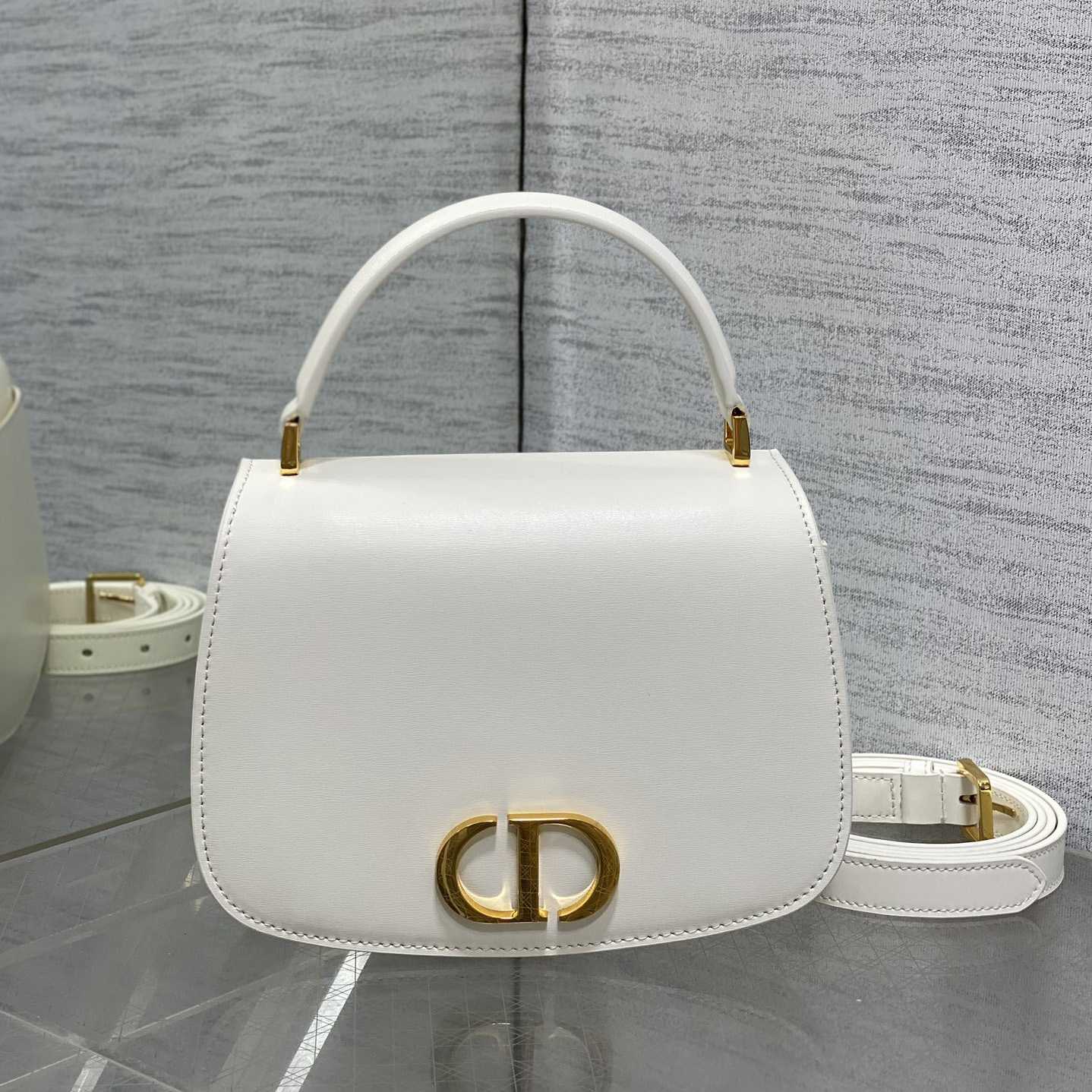 Dior Medium 30 Montaigne Avenue Top Handle Bag - DopestKickz