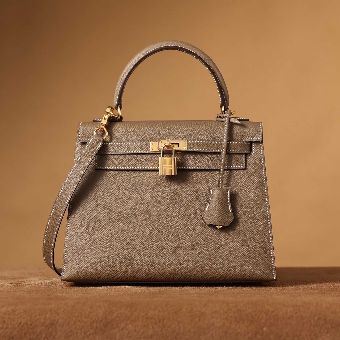 Hermes Kelly 20 Handbag (25*17*7cm) - DopestKickz