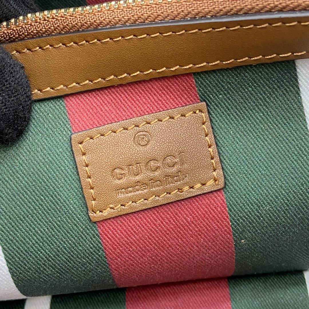 Gucci GG Emblem Small Tote Bag - DopestKickz