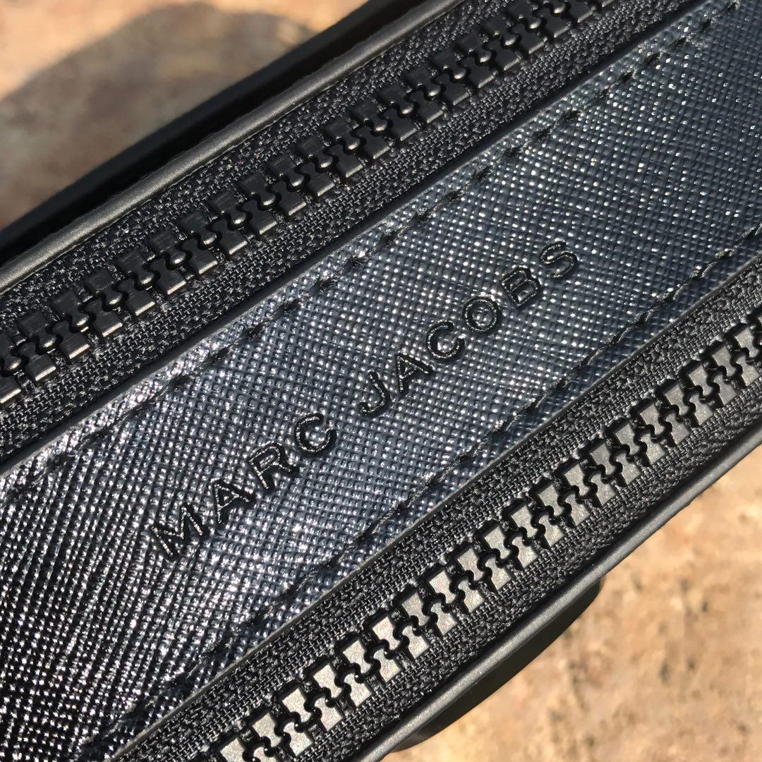 Marc Jacobs Small Camera Bag 19×6×12cm - DopestKickz