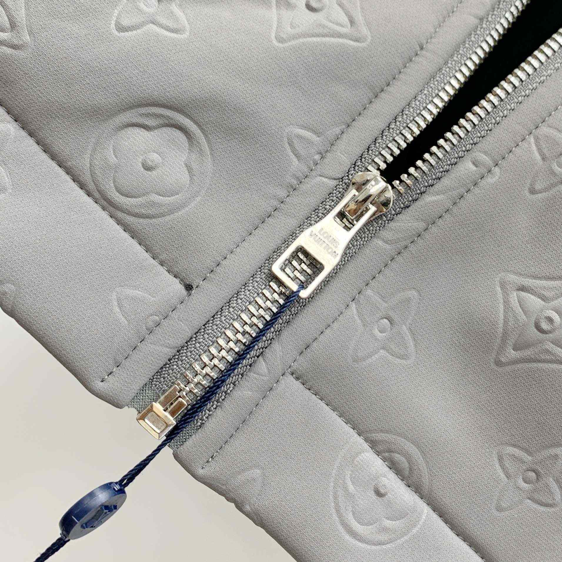 Louis Vuitton Tracksuit  - DopestKickz