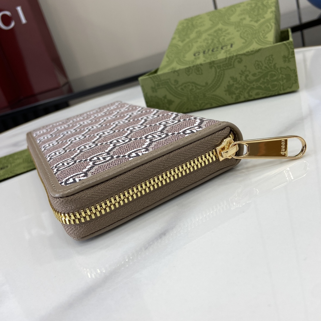 Gucci Zip-around Wallet With GG Shadow - DopestKickz