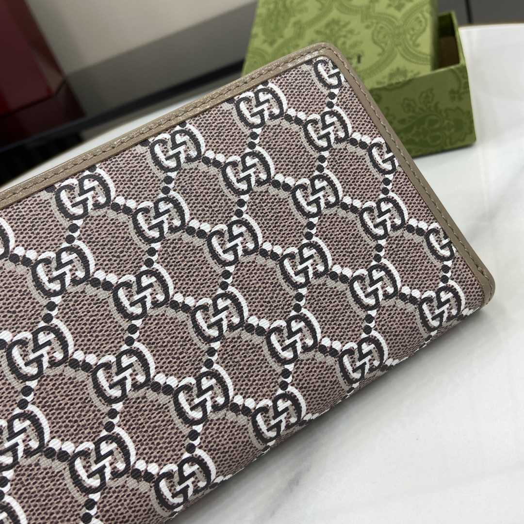 Gucci Zip-around Wallet With GG Shadow - DopestKickz